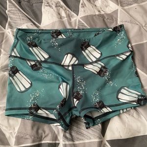 Fleo/DNDL salty shorts